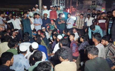 ফেনীতে আ'লীগ নিষিদ্ধের দাবিতে জুলাই যোদ্ধাদের ‘ব্লকেড’ কর্মসূচি